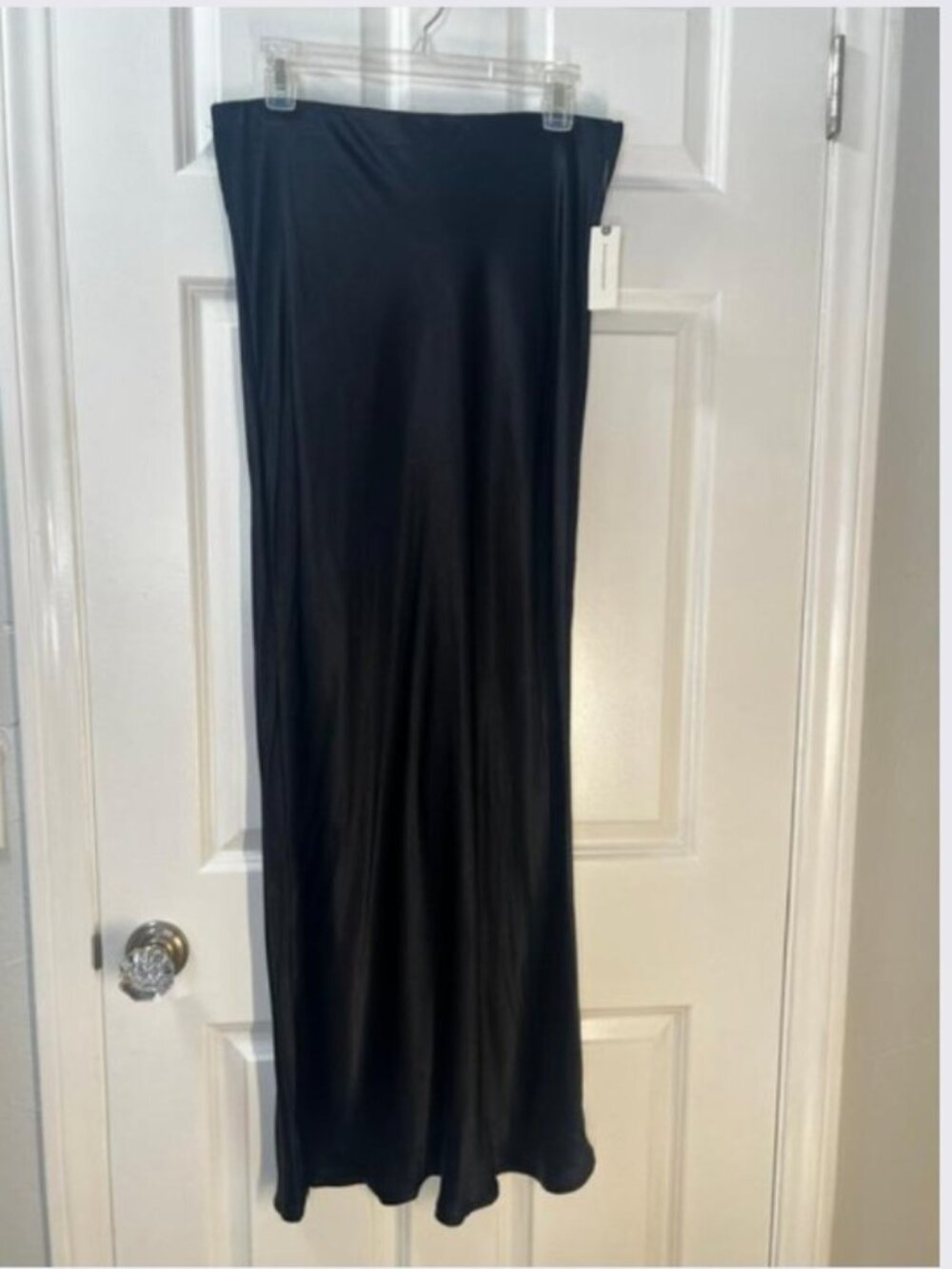 Anthropologie The Tilda Maxi Slip Skirt in Black – Size Medium – NWT - Picture 4 of 7